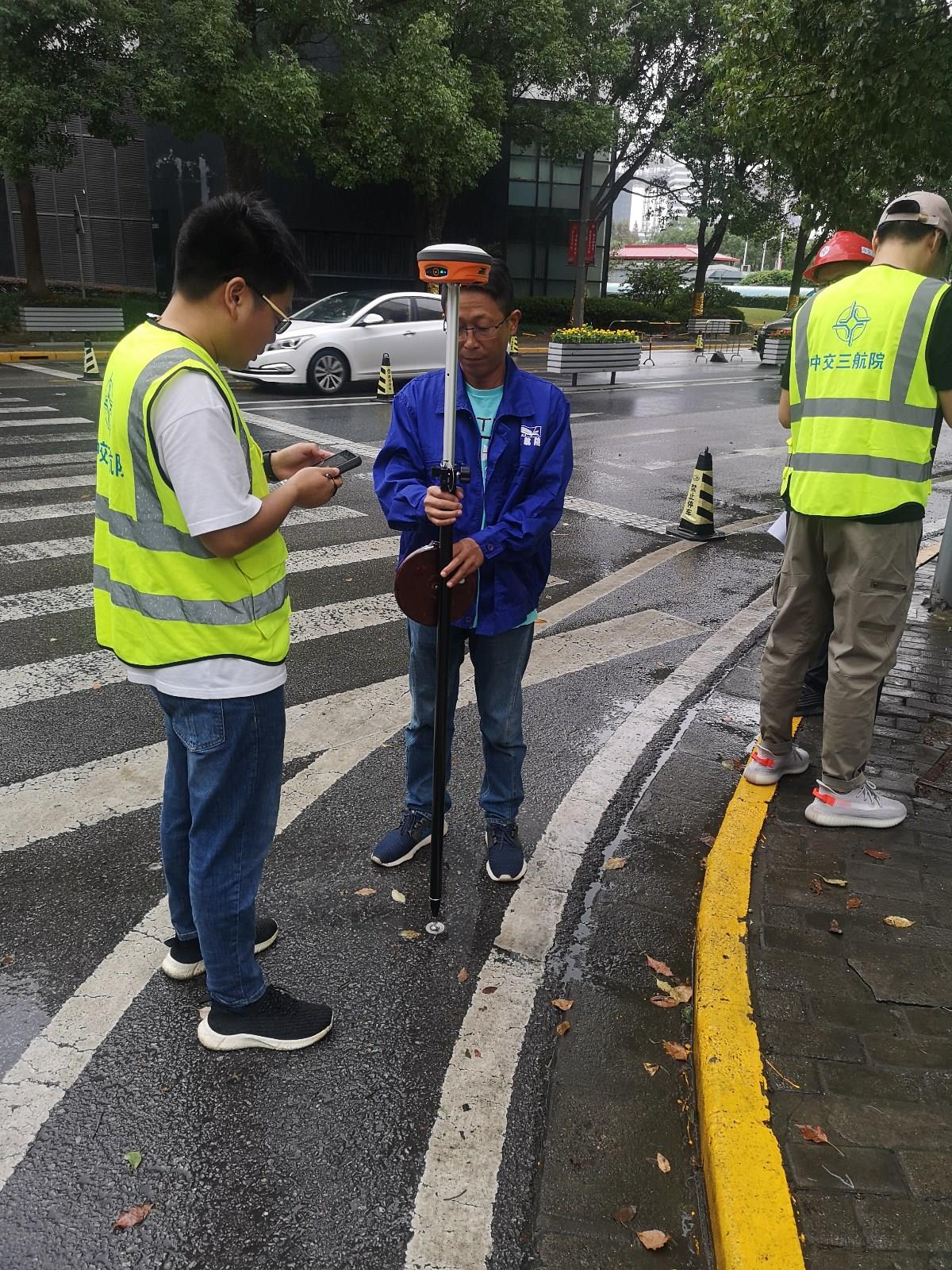 外业操作.jpg 外业操作.jpg