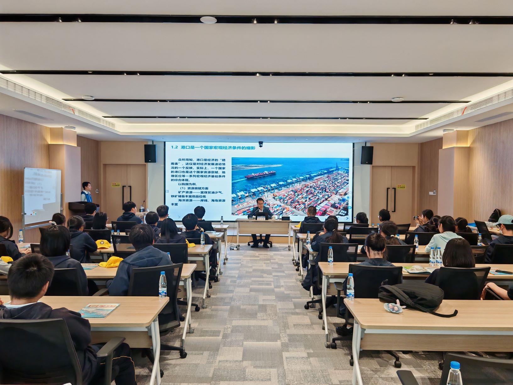 公司专业总工程师靳如刚授课1-1.jpg 公司专业总工程师靳如刚授课1-1.jpg